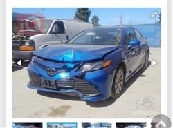 تۆیۆتا کامری